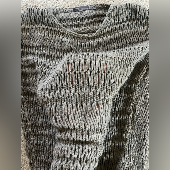Vince Open Knit Gray Boatneck Sweater Wmn’s Sz XS - Picture 3 of 9